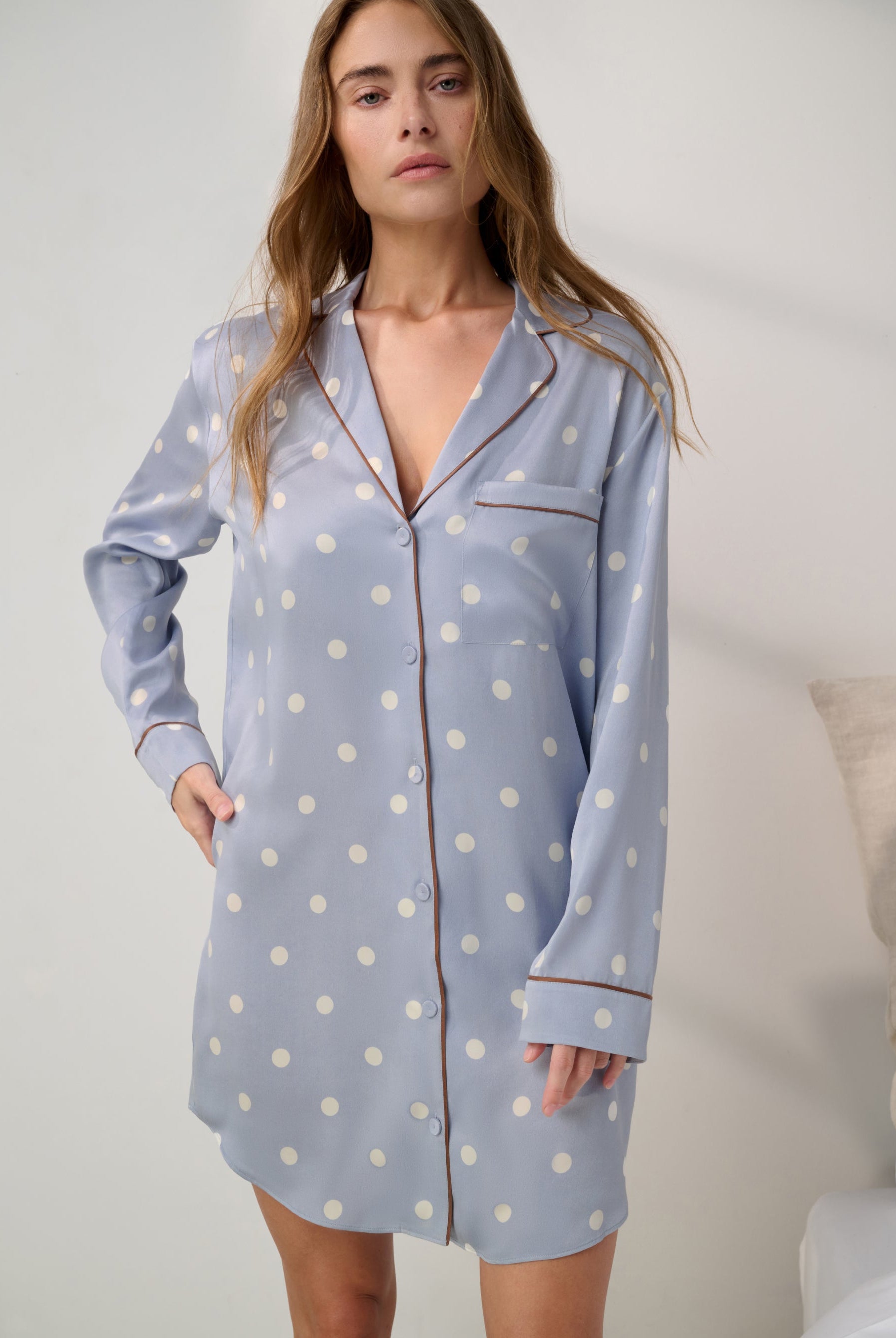 Lunya Pajamas - Washable Silk Sleep Shirt Dress #Riviera Dot/Iced Coffee