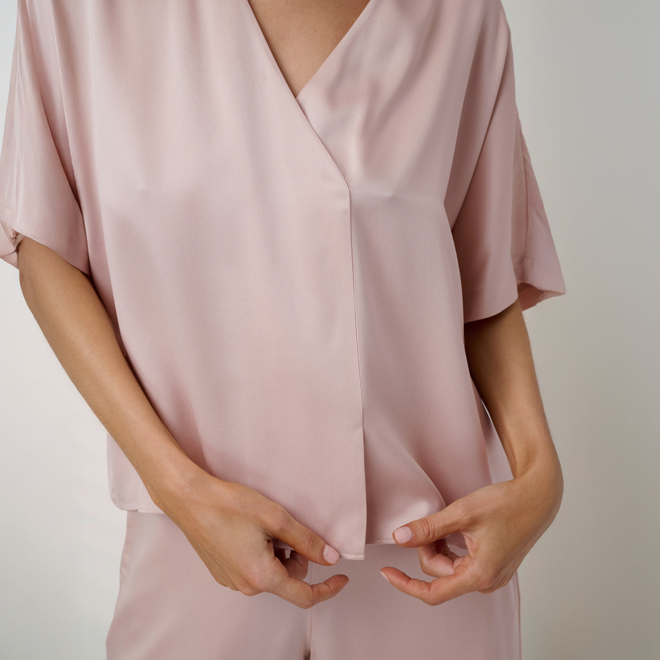 Lunya Pajamas Washable Silk Crossover Pant Set - #Delicate Pink