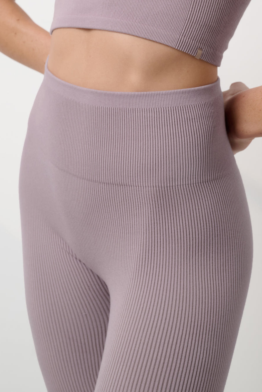 Lunya Activewear Seamless Modal Flow Legging - #Frosted Crocus
