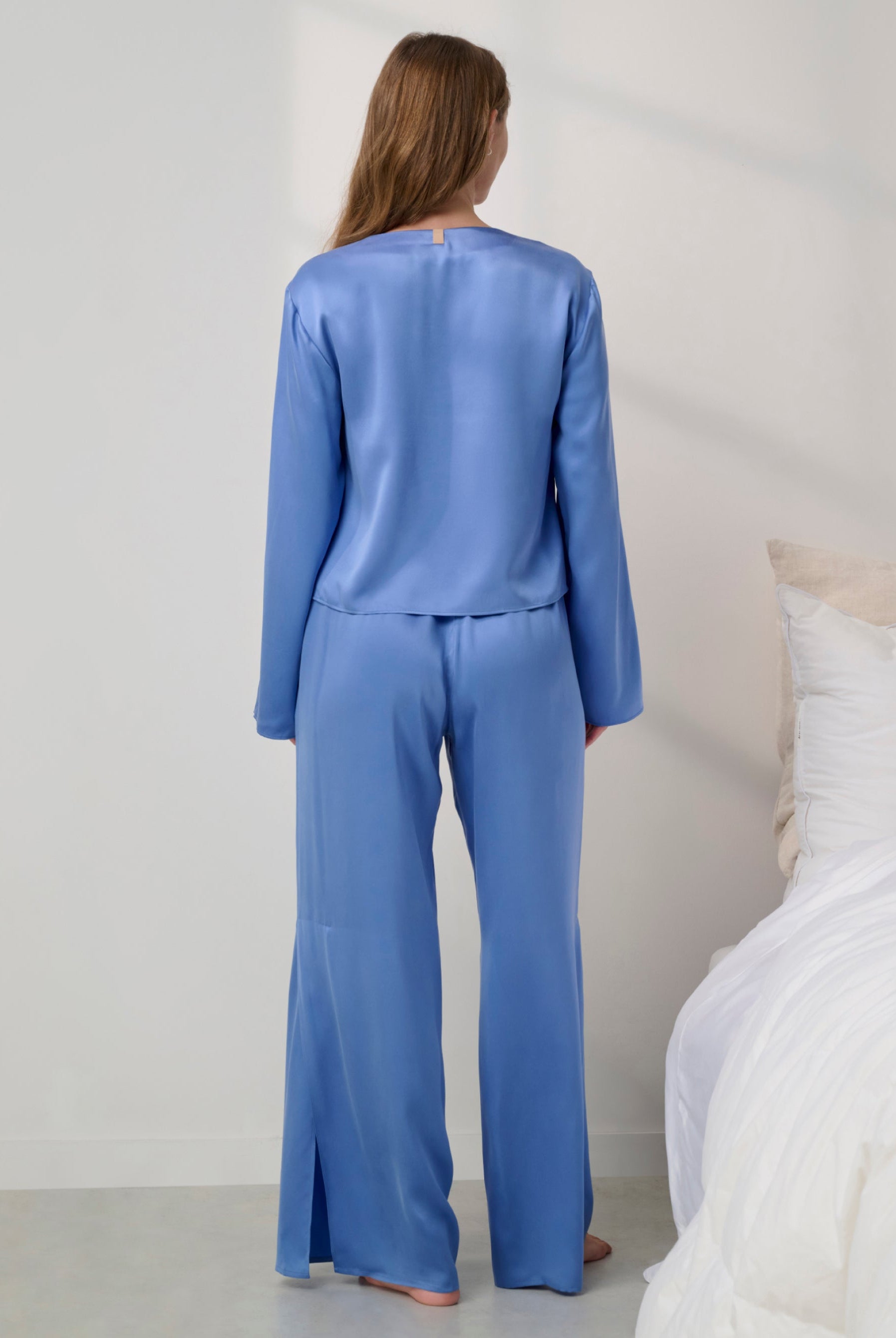 Lunya Pajamas - Washable Silk Tie Front Pant Set #Current Blue