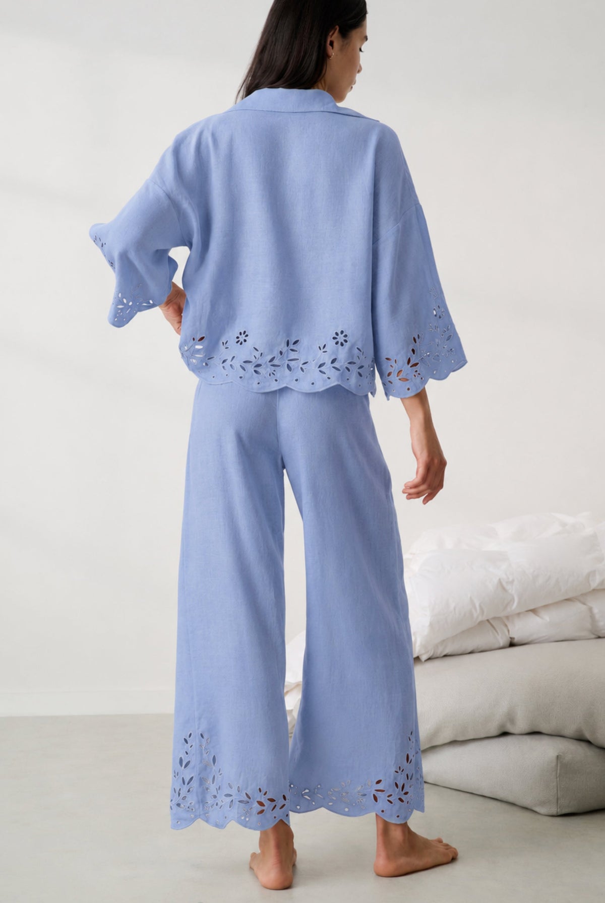 Lunya Pajamas - LINEN EMBROIDERED EYELET PANT - #Whisper Blue