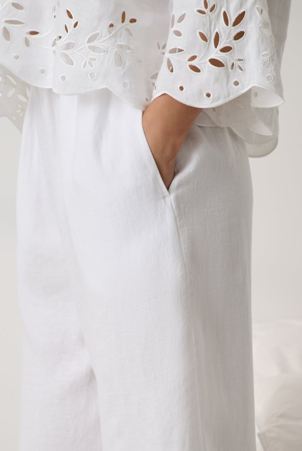 Lunya Pajamas - Linen Embroidered Eyelet Pant - #Sincere White