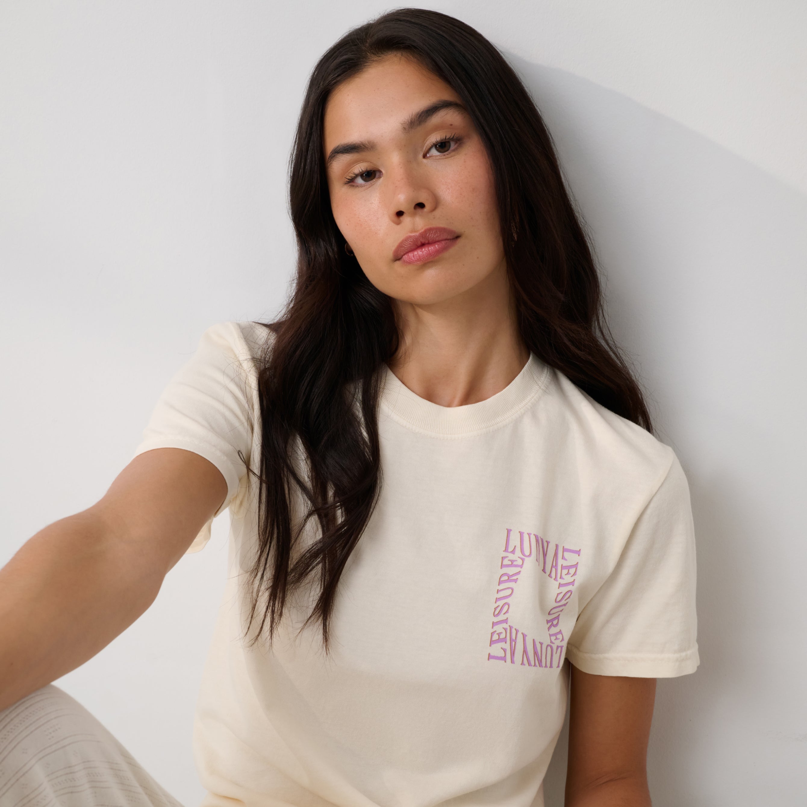 Lunya Cotton T-Shirt - THE GRAPHIC TEE #Lunya Leisure Bone/Lilac