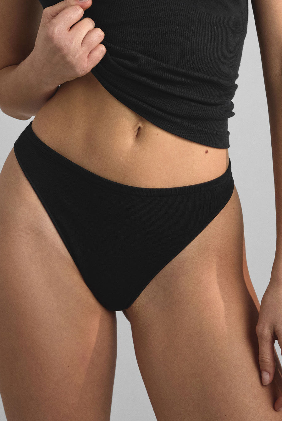 Lunya Intimates Seamless Modal High Cut Thong - #Immersed Black