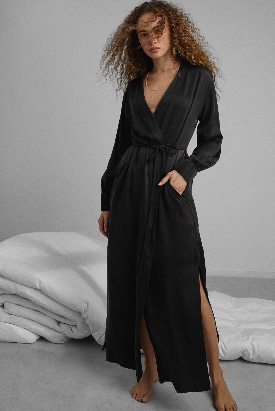 Lunya Washable Silk Long Robe - #Immersed Black