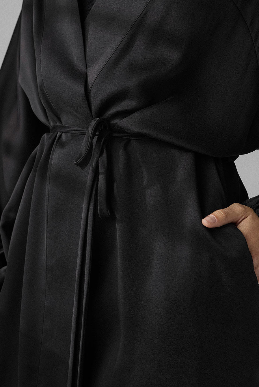 Lunya Sleepwear Washable Silk Robe - #Immersed Black