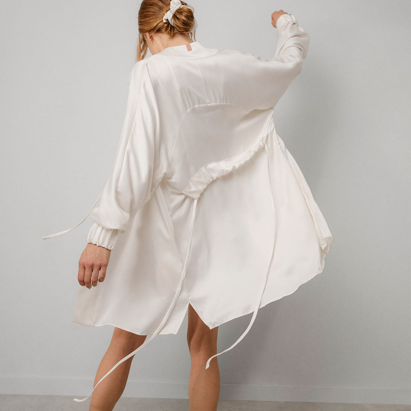 Lunya Sleepwear Washable Silk Robe - #Tranquil White