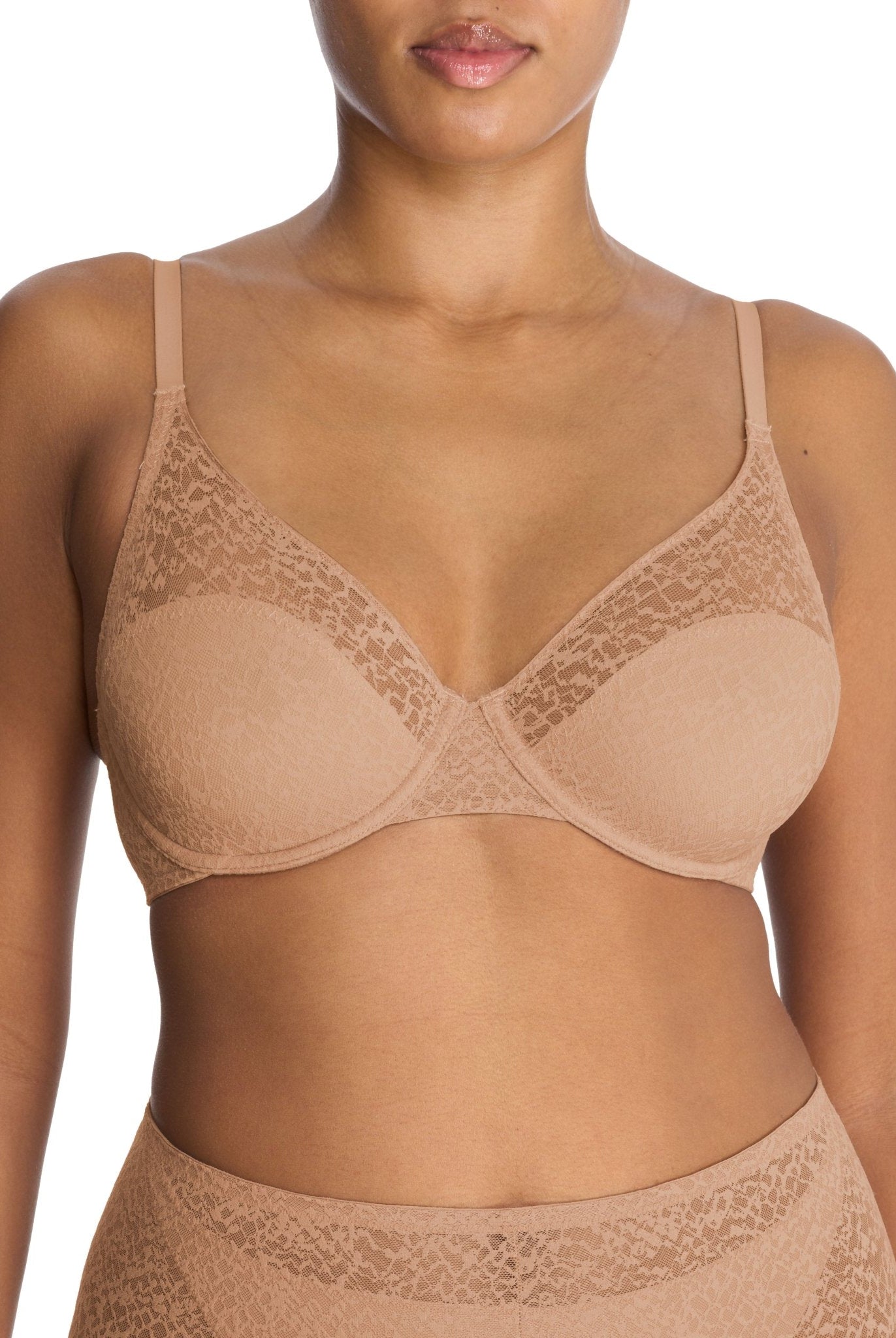 Pretty Smooth Seamless Underwire Bra - Plunge - Natori