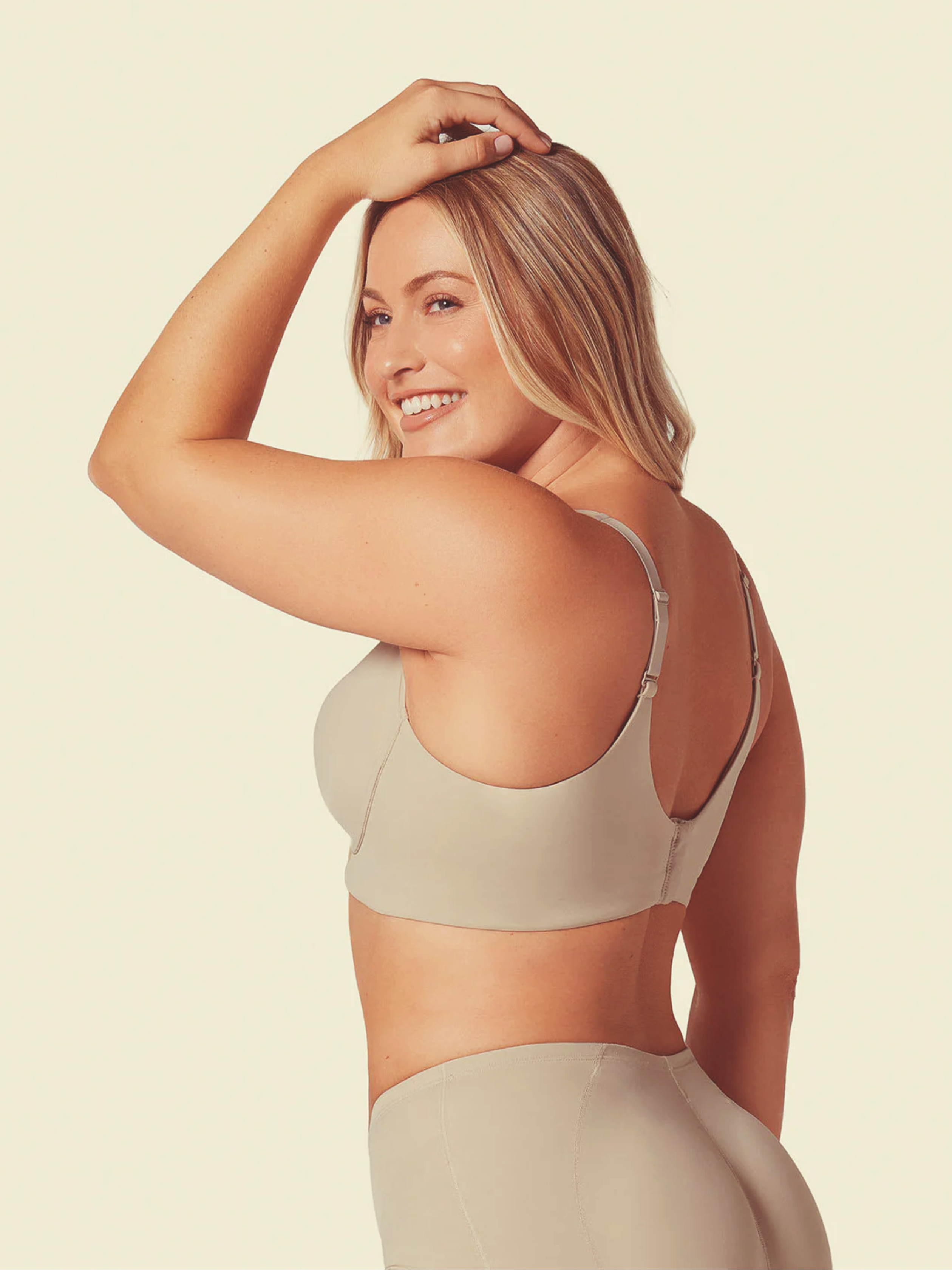 Model in a supportive, high coverage, wireless bra from Leonisa - What are minimizer bras