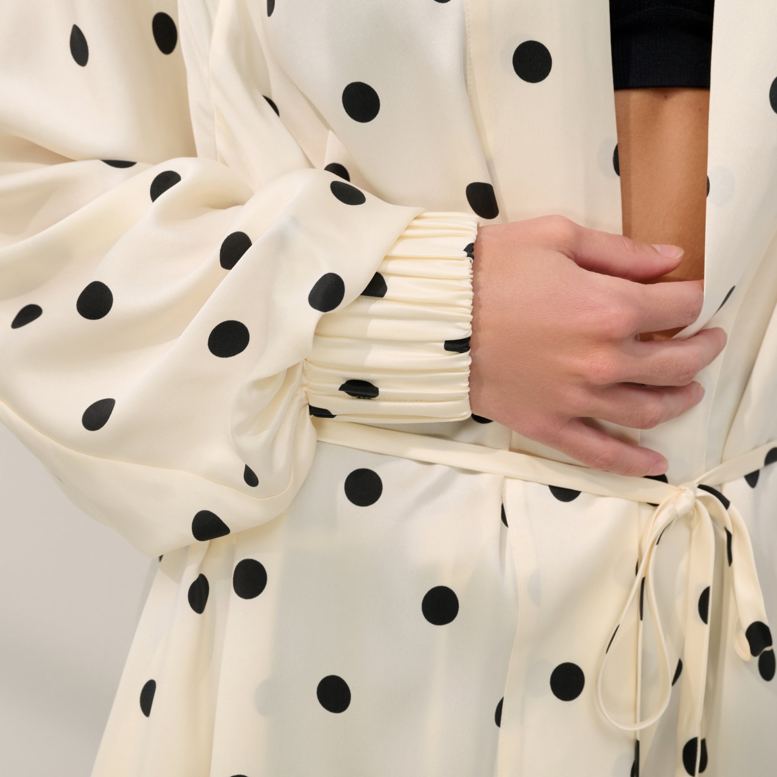 Lunya Pajamas - Washable Silk Robe #Summer Dot