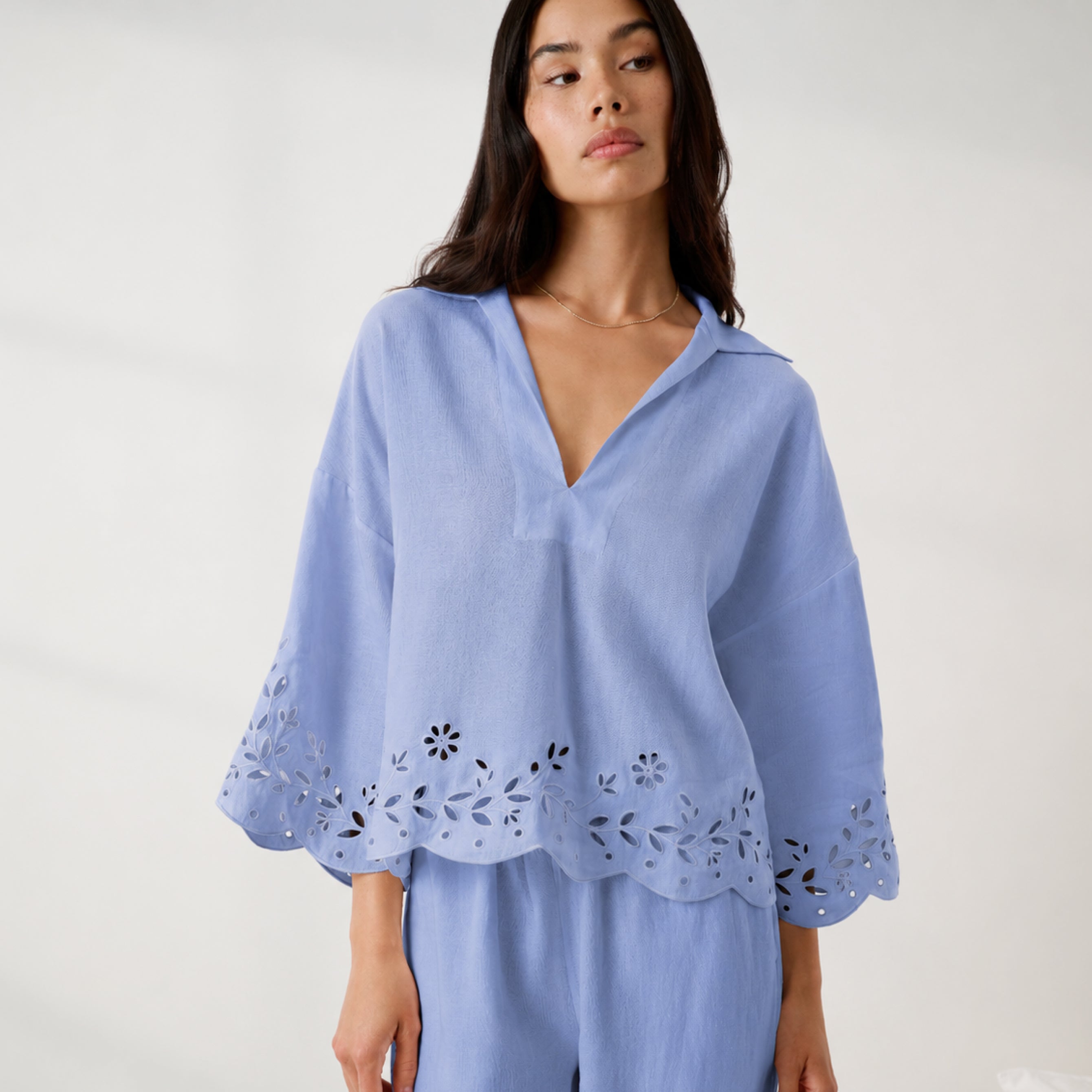 Lunya Pajamas - Linen EMBROIDERED EYELET SHIRT - #Whisper Blue