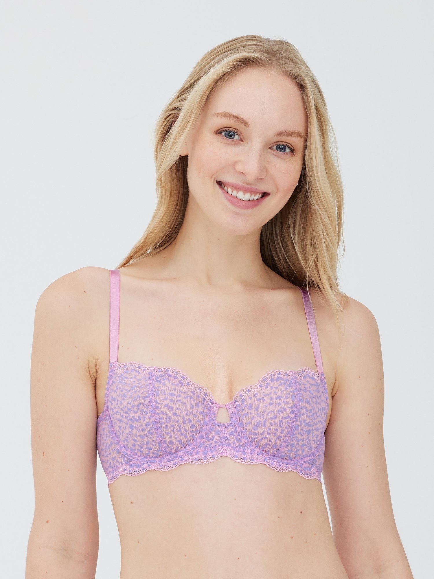 Lace Balconette Bra in Lilac