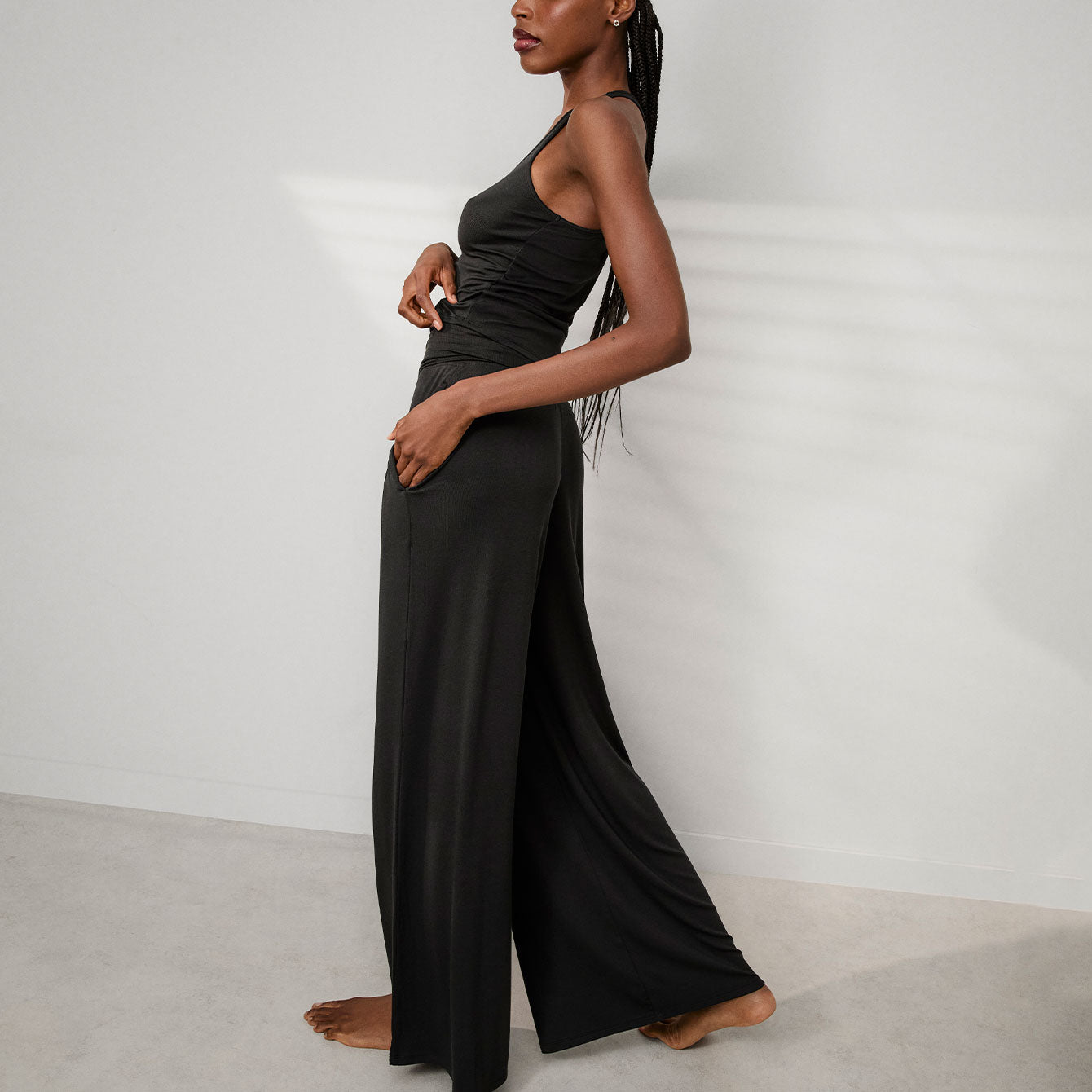Lunya Loungewear Soft Modal Rib Curved Hem Tank - #Immersed Black